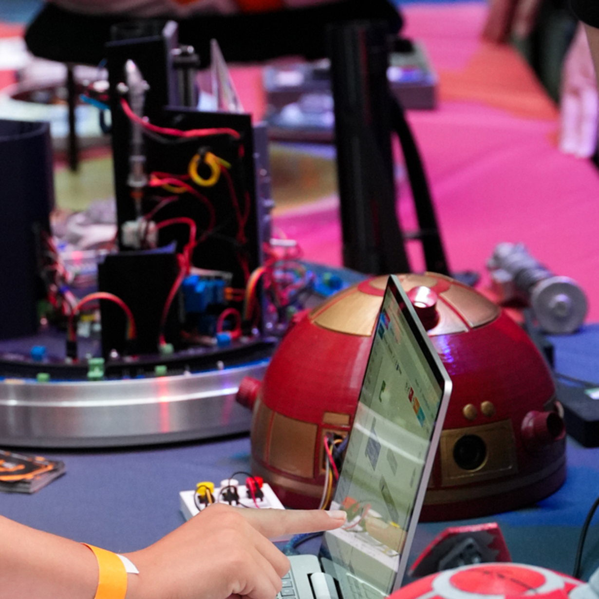 Hands on interactives let guests see what it was like to build for themselves. Signage shared how to get started at home.